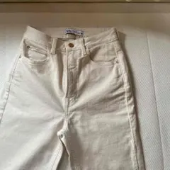 ストレートパンツ