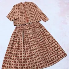 美品 カネコイサオ 小花柄ブラウスとスカートセットアップ チャイナボタン 赤茶色