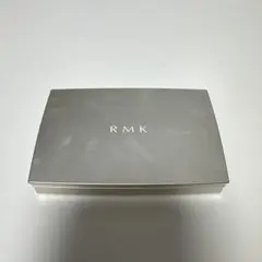 RMK パウダーファンデーション 肌色 ブラシ付き