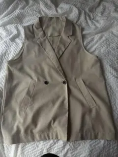 リネンタッチダブルボタンベスト　ベージュ