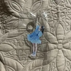 FRUITS ZIPPER 真中まな ラッフルアクリルキーホルダー