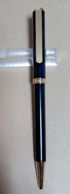 Item thumbnail for item d9f73d70-678a-45f5-bc32-83617de2da6d