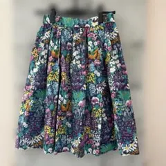美品。アーバンリサーチドアーズ リバティスカートのサムネイル