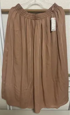UNIQLO ギャザーロングスカート