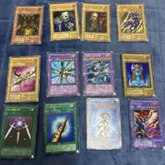 遊戯王OCG 初期カード まとめ売り 11枚セットのサムネイル