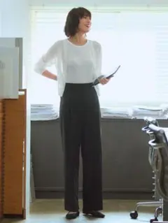 UNIQLO タックワイドパンツ ブラック＆ナチュラル Lサイズ