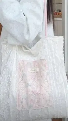 新品未使用　aimohaポケット刺繍トートバッグのサムネイル
