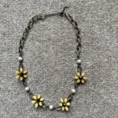 (25)stola. ネックレス フラワーモチーフ パール調　花　黄色　イエローのサムネイル