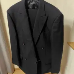 黒 ダブルブレスト ビジネススーツ