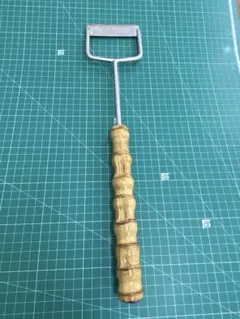 Item thumbnail for item e0035c76-53ad-403c-bd66-ee450ae23d5d