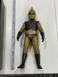 メディコムトイ　スペクトルマン　パイロット版　ソフビ メディコムトイ スペクトルマン パイロット版 ソフビ - メルカリ