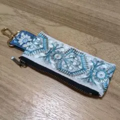 インド刺繍リボン　フローラルデザインリップケース　ライトブルー