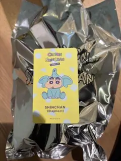 CASETiFY クレヨンしんちゃん ぬいぐるみチャーム　ゾウ