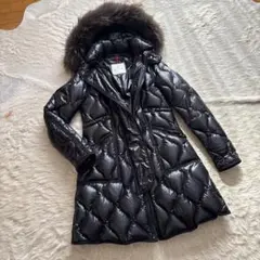 レア！希少デザイン＆サイズ 00モンクレールダウン 黒