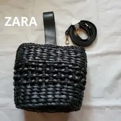 ZARA　ブラック編み込みかごバッグ巾着ストラップ付きのサムネイル