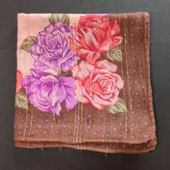 Christian Dior バラ柄ハンカチ