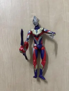 ウルトラマン フィギュア 武器付き