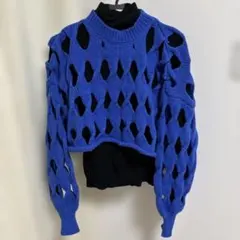 ブルー 網目ニット クロップド丈 長袖 +タートルネック セットのサムネイル