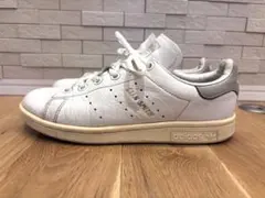 adidas STAN SMITH スタンスミス　オリジナルス