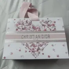 Dior 2026年 限定ショッパー 桜 ハートピンク ディオール ギフトバッグ