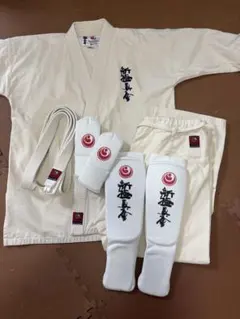 Item thumbnail for item 22f61b1c-a442-4517-809a-89cce859c452