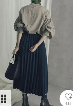 アーバンリサーチROSSOサテンプリーツスカート