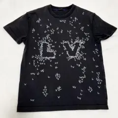 ルイヴィトン 22AW LVスプレッド エンブロイダリーTシャツ　M 美品 Louis Vuitton LVスプレッドエンブロイダリーTシャツ - メルカリ
