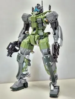 ガンダムジークアクス HG ゲルググ ジオンカラー 塗装完成品 ガンプラ