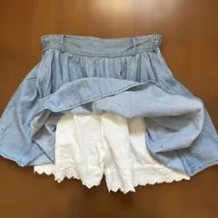 レースのペチコート付きスカート