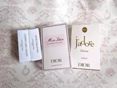 Dior 巾着&香水セットのサムネイル