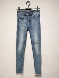 ZARA　ダメージ加工スキニーデニムパンツ ストレッチ　02