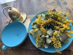 ミモザとユーカリの ドライフラワーリース 約18cm