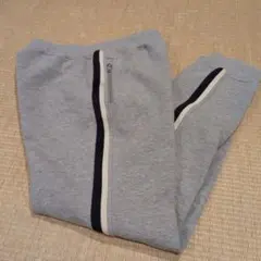 ユニクロ　ウルトラストレッチドライスウェットパンツ　150