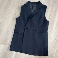 GU ブラック ダブルボタン ノースリーブベスト