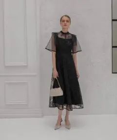 LEJA レジャ　結婚式　ドレス　スパンコール