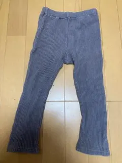 グレーのリブ編み長ズボン 110