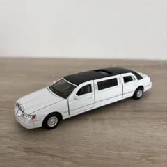 リンカーン タウンカー　リムジン　ミニカー　1/38のサムネイル