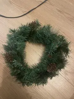 IKEA クリスマスリース 松ぼっくり付き