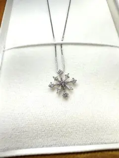 美品✨K18WG/K14WG ダイヤモンド フラワーネックレス 0.50ct】 - メルカリ