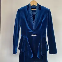 フォーマルスーツ