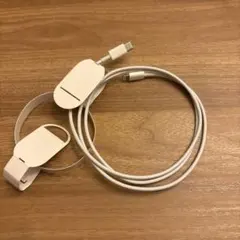 ケーブル Lightningケーブル