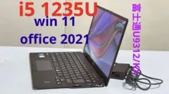 Item thumbnail for item 8c5d4dd0-fdd9-41f7-94ba-88739f64c850