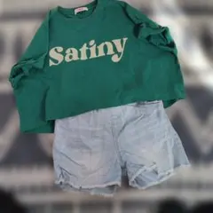 クロップドTシャツ とショートパンツセット