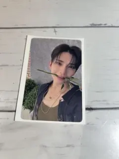 Spill the feels yizhiyu サイン会 ジョシュア トレカ