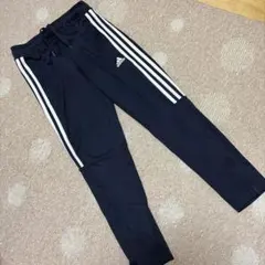 美品。140 adidas ジャージ下