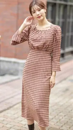 ウエストりぼん付きスクエアネックチェック柄ワンピース