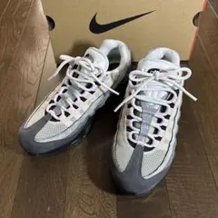 Nike Air Max 95 ピンク スニーカー　ナイキ