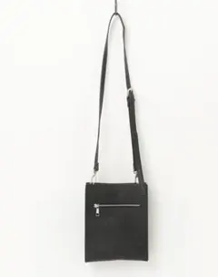 【美品】　TAKEO KIKUCHI スクエアボックスショルダーバッグ 黒のサムネイル