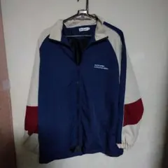 Item thumbnail for item cdb449a8-6b5a-4fc6-ae3a-0b7b8340fb0f