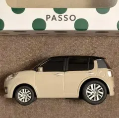 トヨタ Passo★プルバックミニカー★ベージュ/ブラック♪のサムネイル